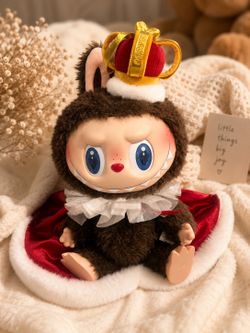 Authentic Pop Mart Labubu King Plush – Open Box