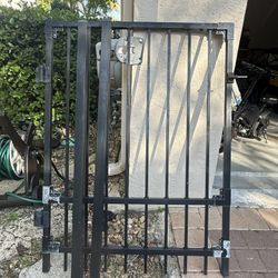 Gate Door Iron 