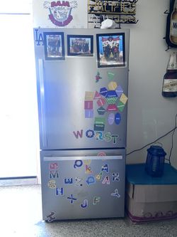 Refrigerator 