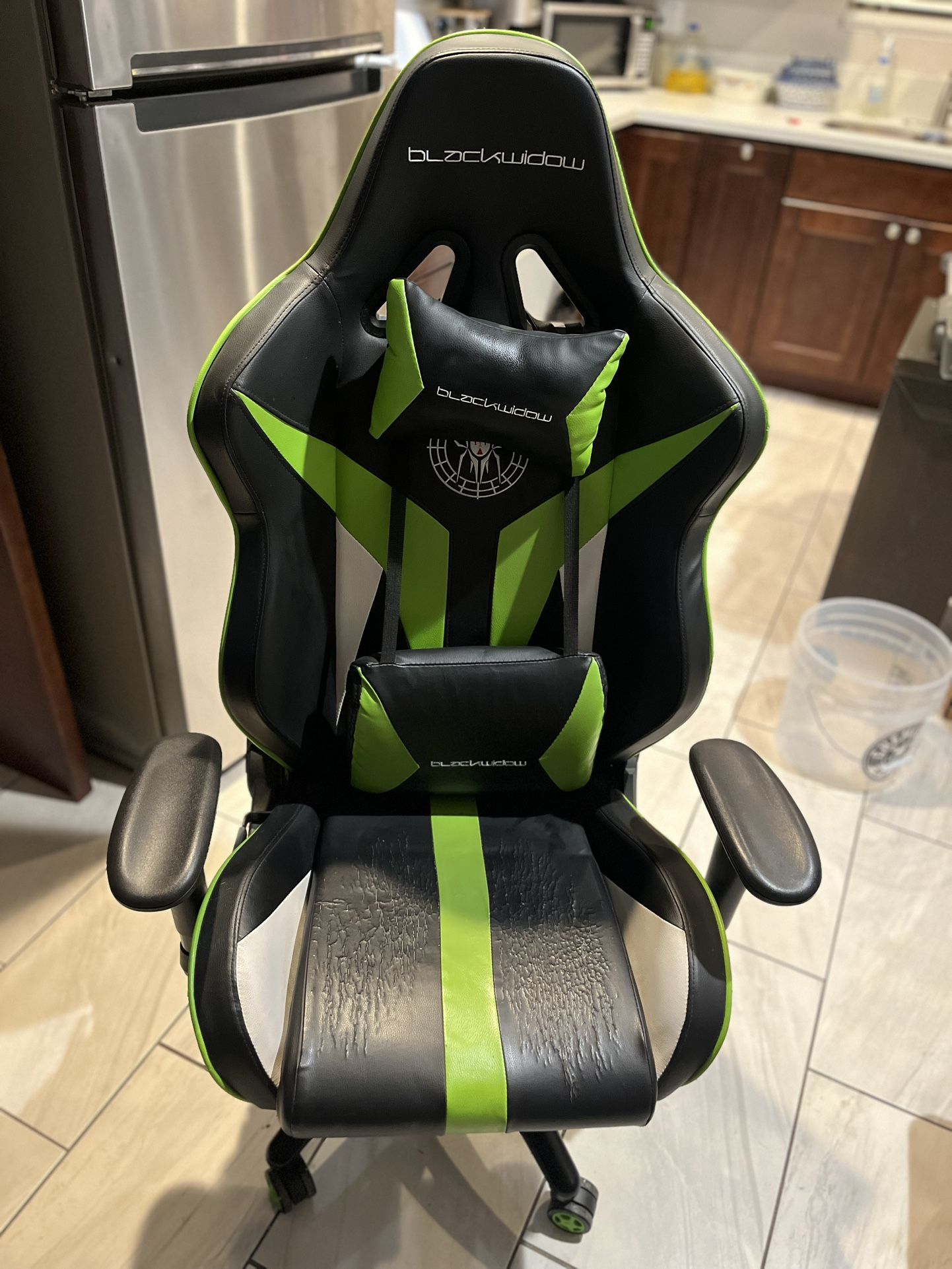 Blackwidow gaming chair
