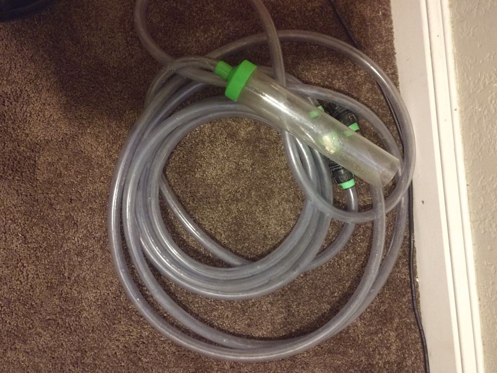 Python hose for aquarium cleaning