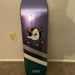 Anaheim Ducks Skateboard 