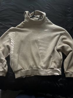 Essential Hoodie