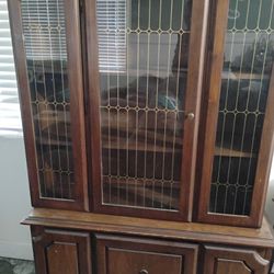Antique China Closet (Mint Condition))