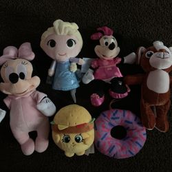 Lot of Stuffed Toys