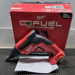 Milwaukee
 Drywall Screw Gun 