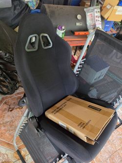 New Race Seat with hardware to install