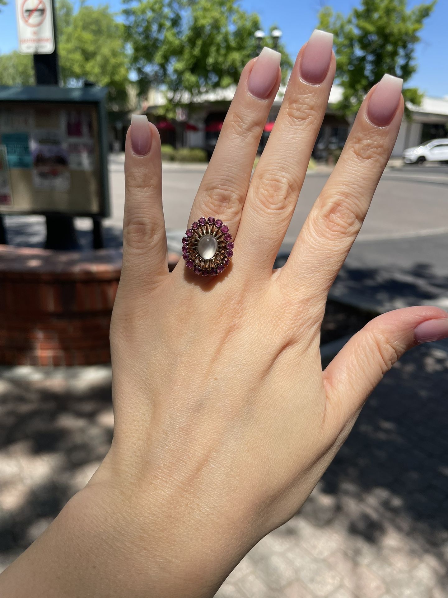 14K Gold Moonstone And Rubies Absolutely Gorgeous Ring