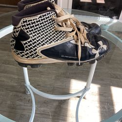 Good quality use men’s baseball cleats