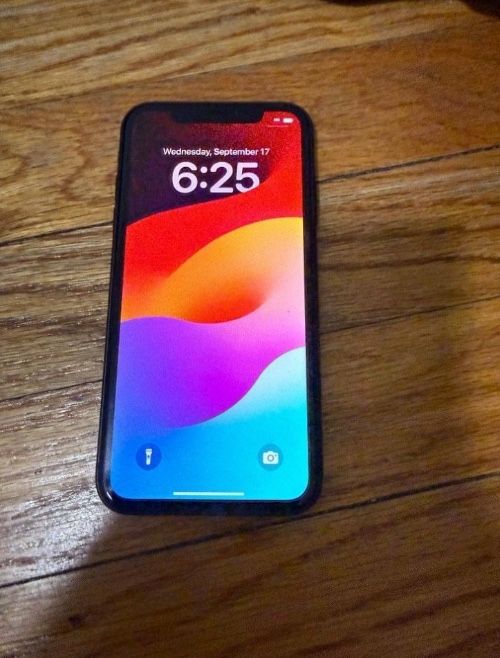 iPhone 11 64gb In Excellent Condition T-Mobile 