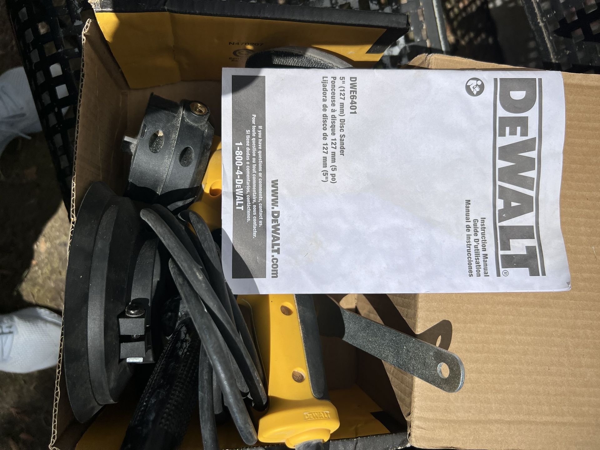 Dewalt Lijadora