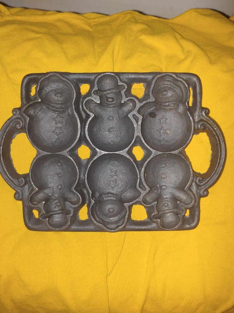 Cast Iron Snowman Mold