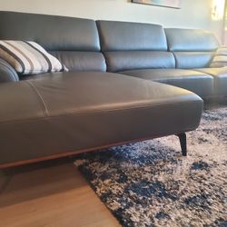 Jason Furniture Contemporary Gray Leather Sectional with Left-facing chaise