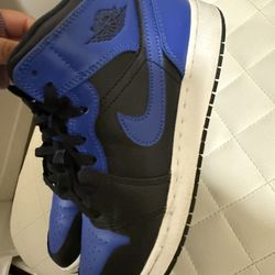 Jordan 1 Retro Royal Size 5.5y