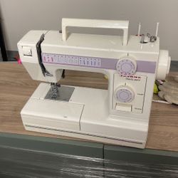 Sewing machine- Janome TM462