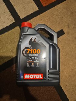 Motul 7100 oil