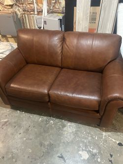 Love seat