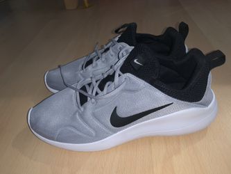 Nike size 11 shoes