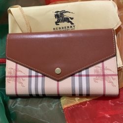 Cross Body Women’s Wallet