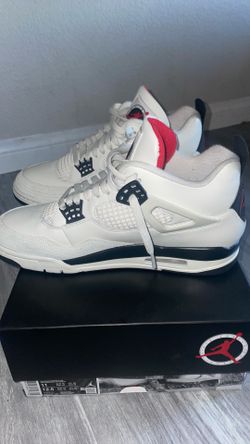Jordan’s 4s Size 11 Men’s