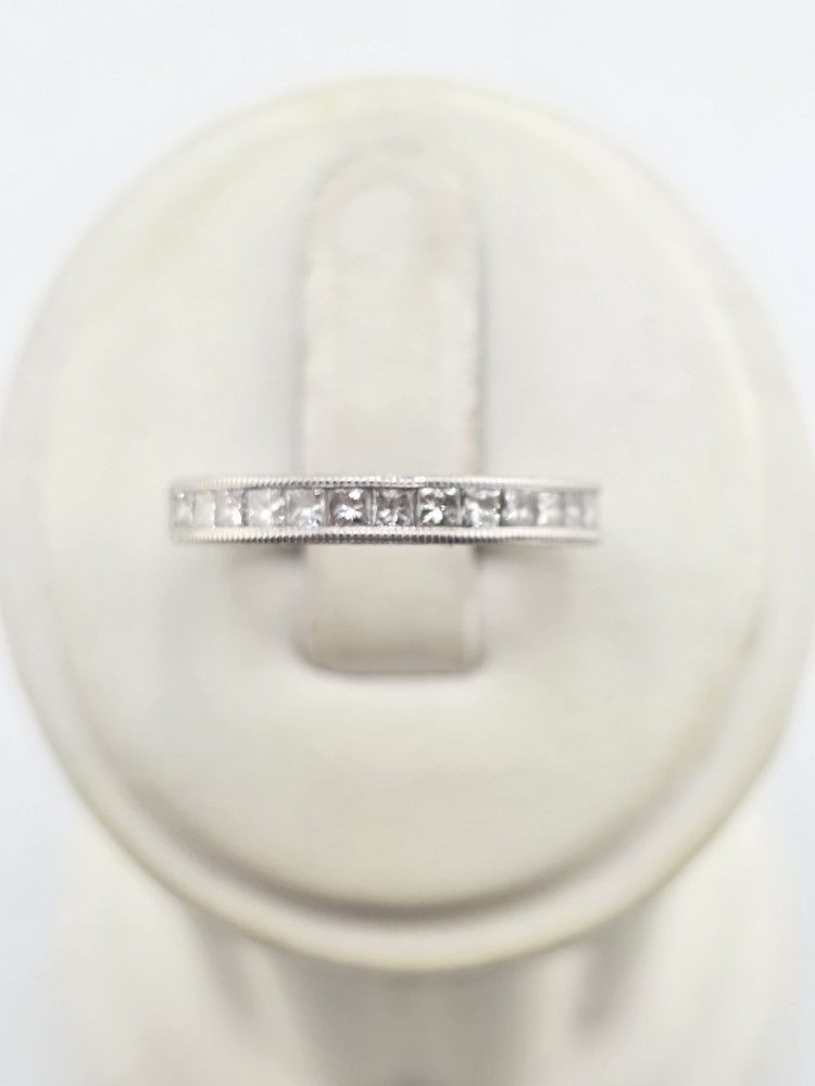 18k white gold 1ctw diamond princess cut band