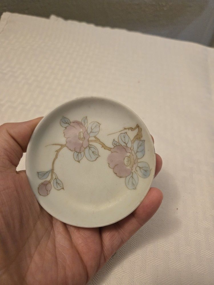 Small Flower design plate