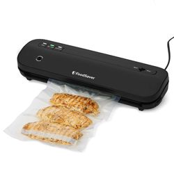 Food saver space saving food vacuum sealer