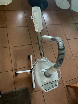 Facial machine