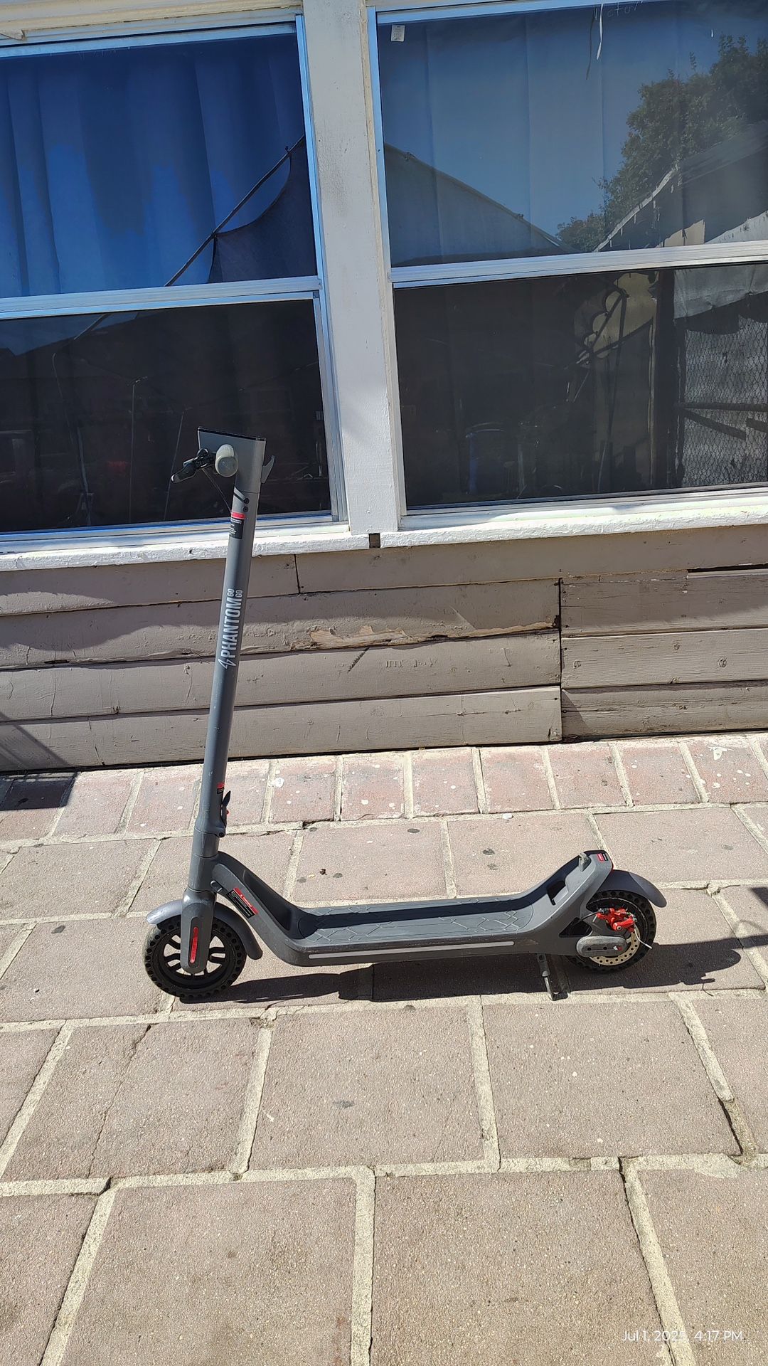 Phantom GoGo scooter 