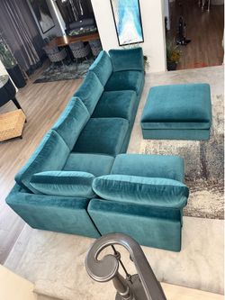 Sectional like new