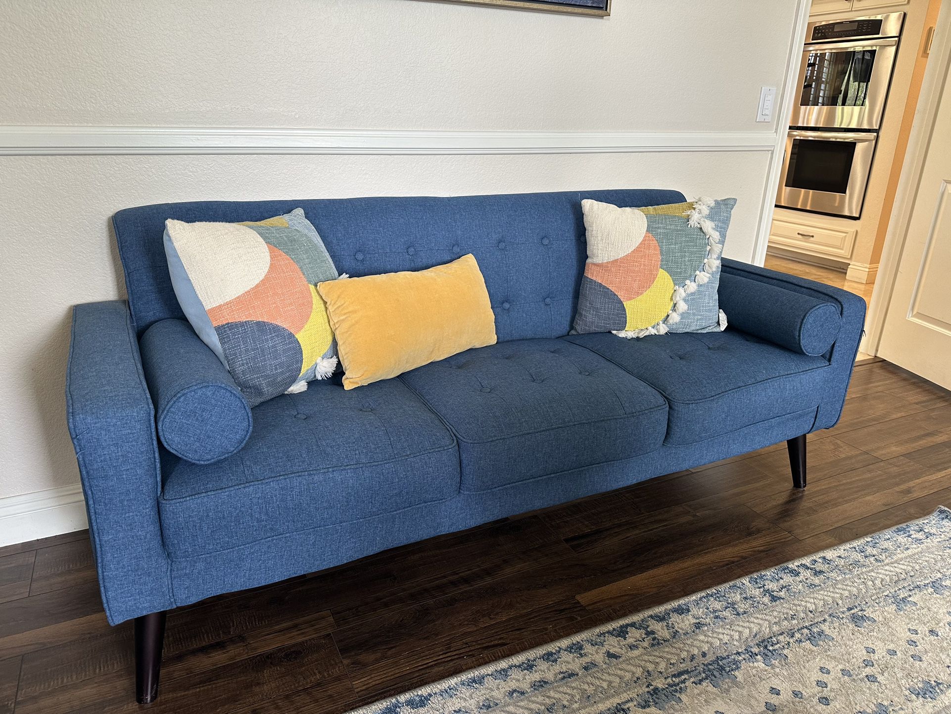 Small blue Couch 