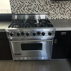Viking 6 burner (Need to sell ASAP)