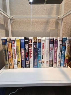 Lot of 17 VHS Tapes Family Movies