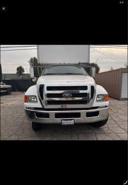 2011 Ford F-650