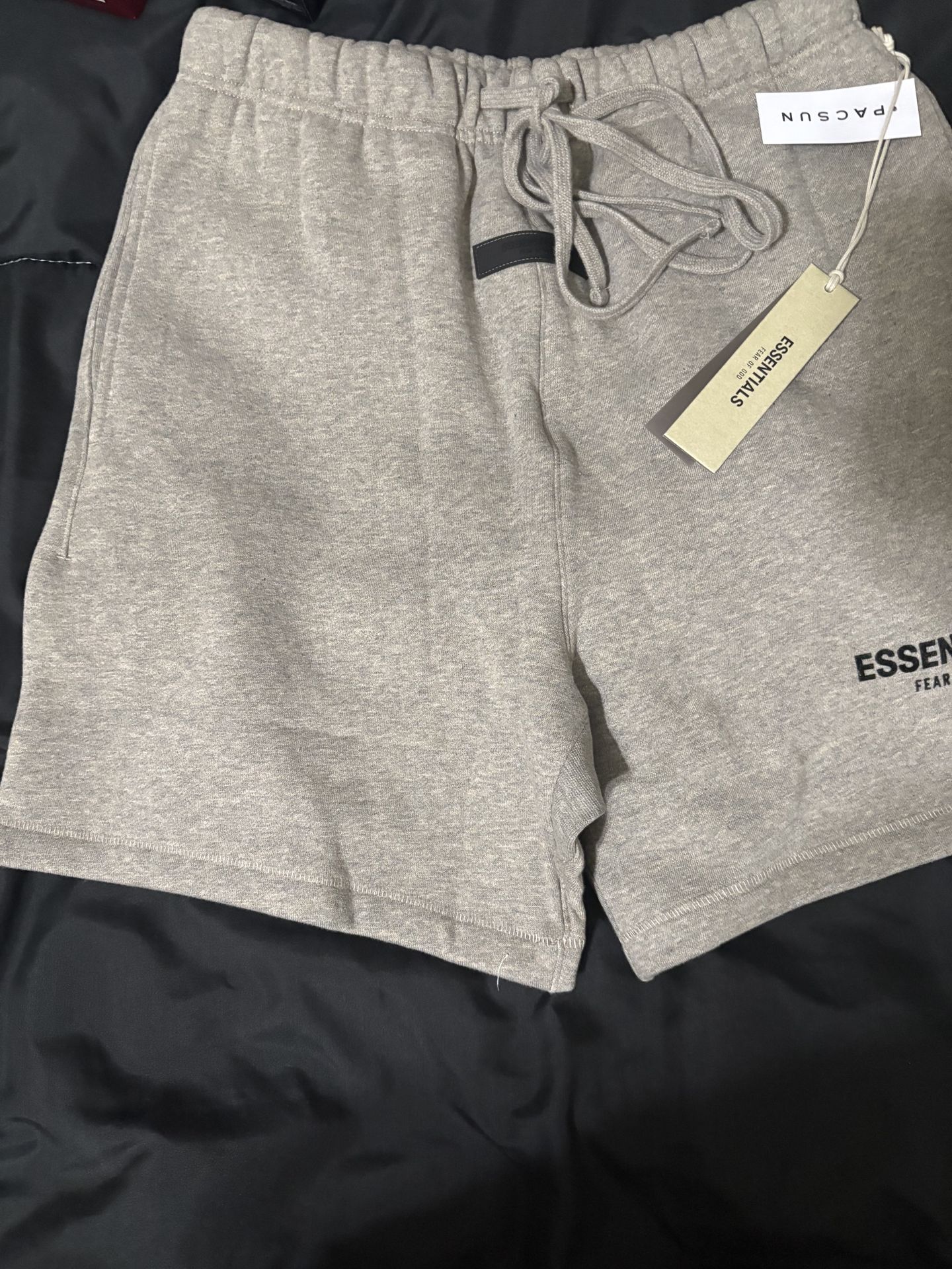 Dark gray essential shorts