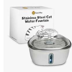 Leo’s  Paw cat fountain water