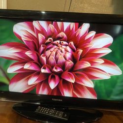 32 Inch Toshiba TV