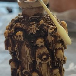 Antique Chinese Snuff Bottle Carved Resin 3D Images Tincture Potion Oil Spice