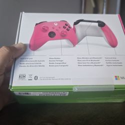 Xbox Wireless Controller – Deep Pink (New)
