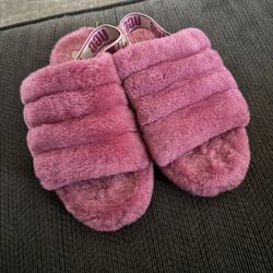 UGG slippers 
