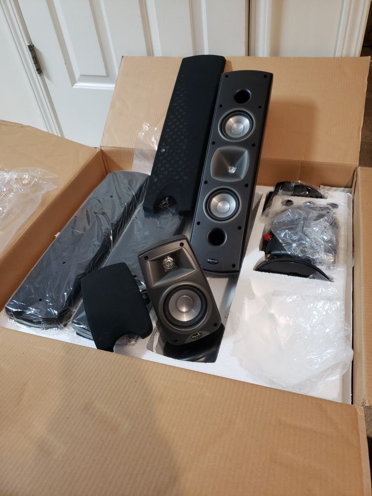Klipsch SL Quintet/ Klipsch Synergy sub 12/ Klipsch Synergy B-2