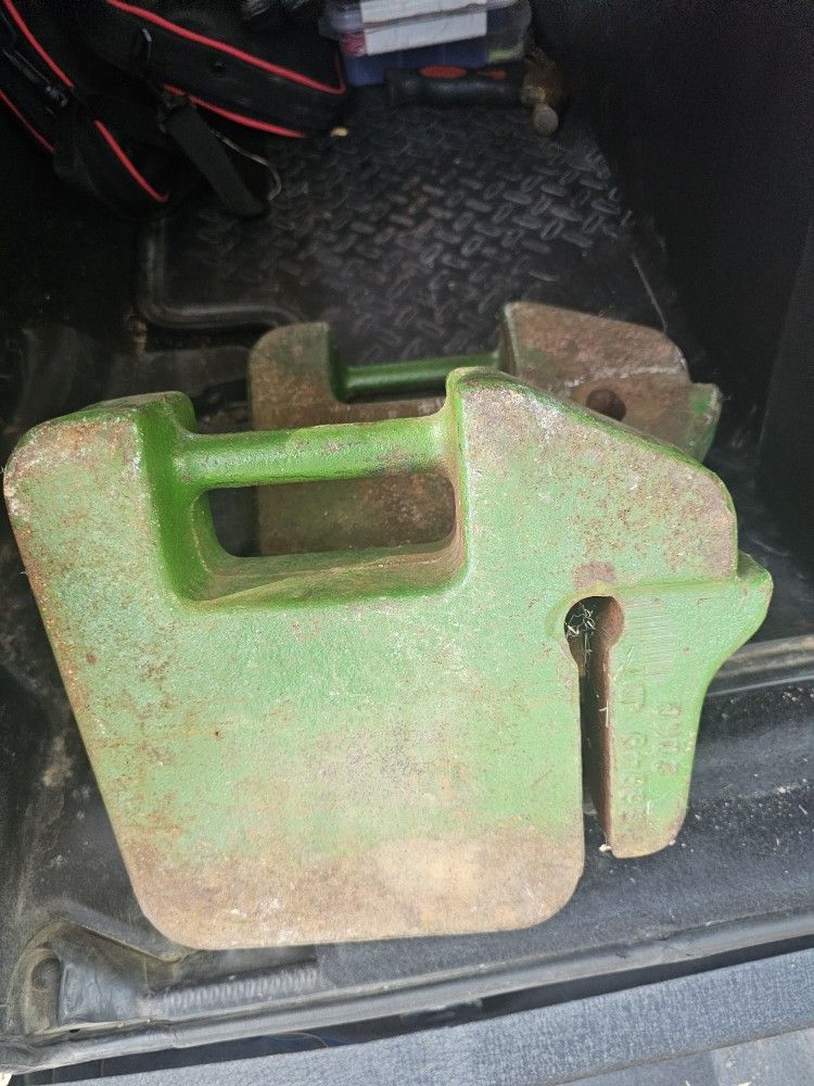 John Deer Suitcase Weights (2 Rear 20kg / 45lb each)