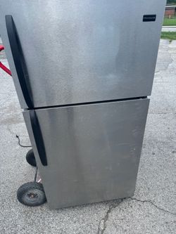Refrigerator