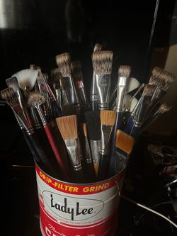 paint brushes