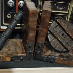 Vintage Book Ends