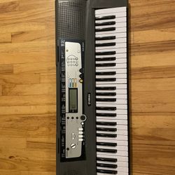Yamaha EZ 200 Keyboard 