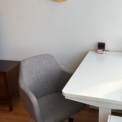 Grey Office Chair With Wheels