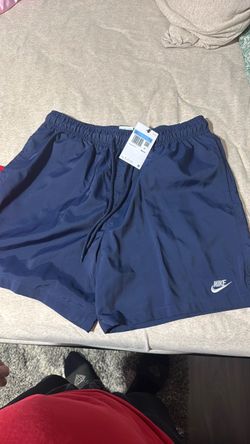 Nike Men's Navy Blue Shorts
