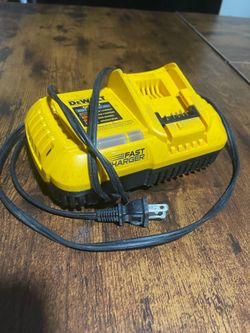 Dewalt fast charger