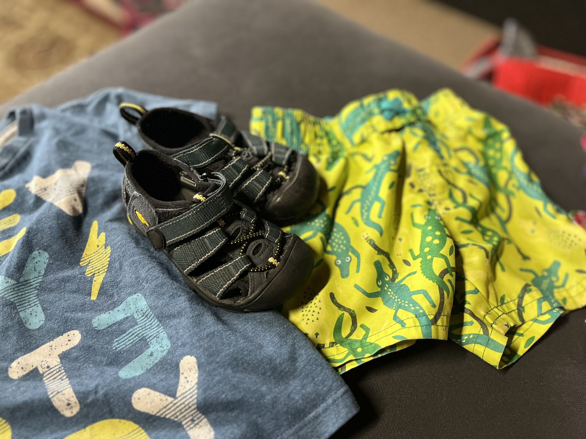 2t Boys Clothes & Keen Shoes For Spring And Summer 